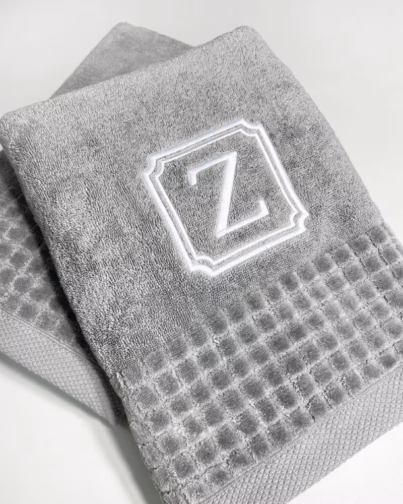 Ręcznik bawełniany PERLA – szary jasny – 500gsm