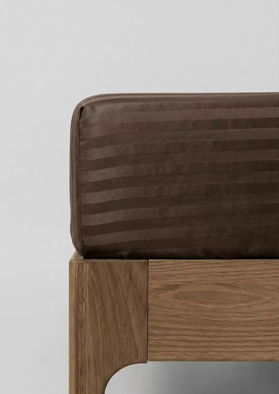 Prześcieradło adamaszkowe espresso z gumką