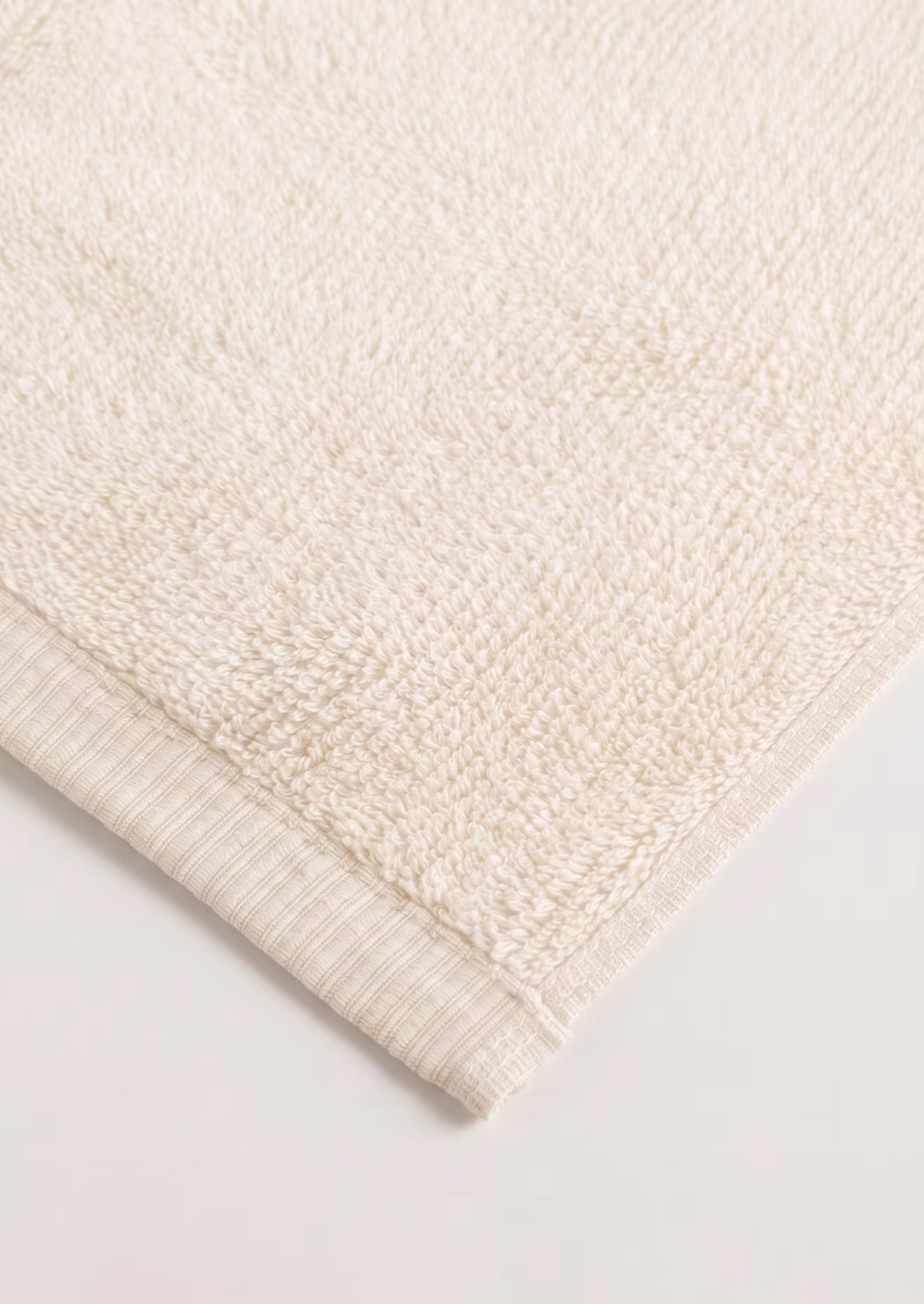 Ręcznik bawełniany BASIC PREMIUM – kremowy - 640gsm